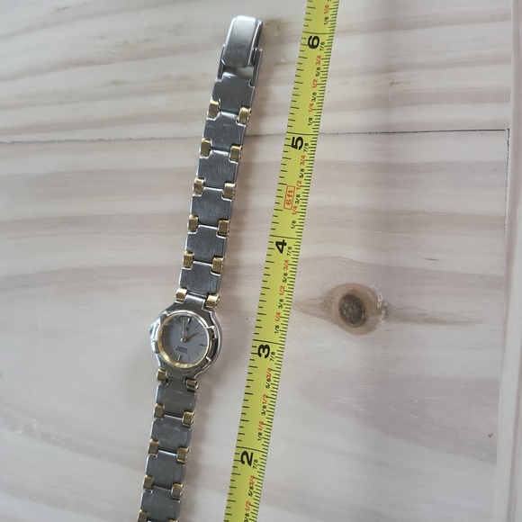 Citizen Ladies Watch - Picture 3 of 3